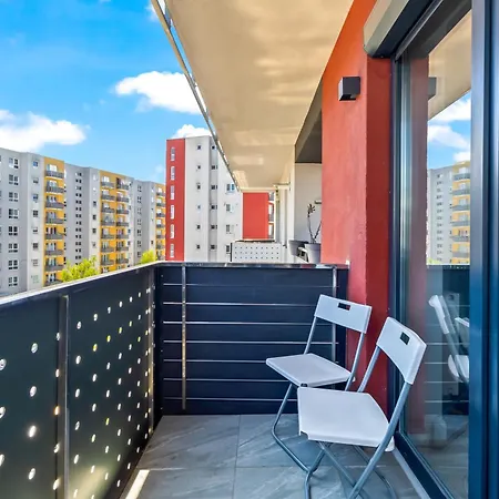 Ada Homes B51/4 Apartment *